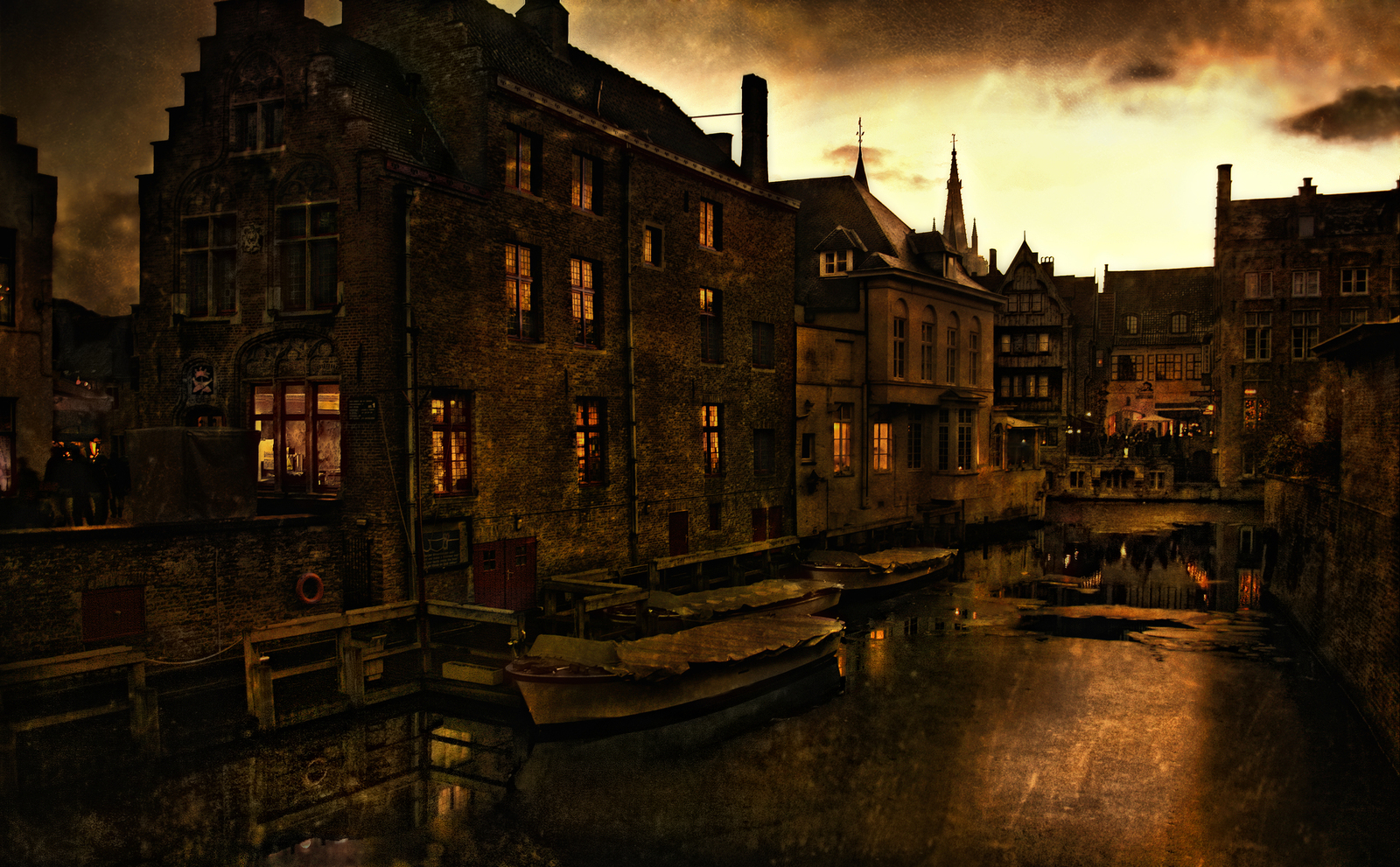 Frozen Evening in Old Brugge