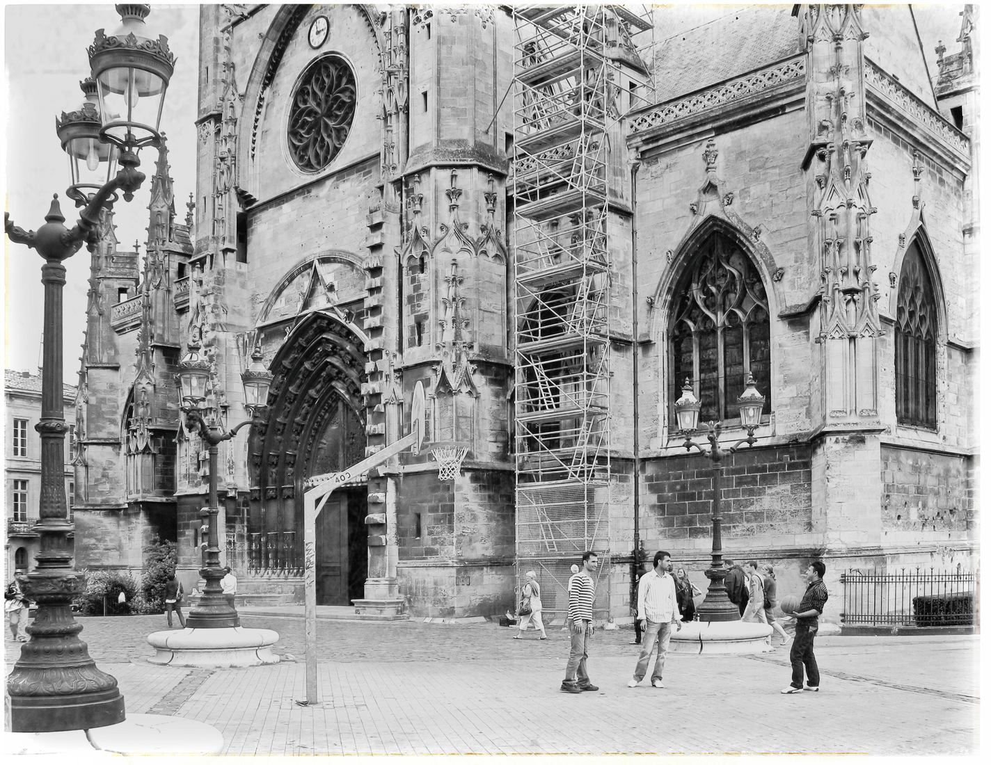 06 BORDEAUX, FRANCE. In Black and White!