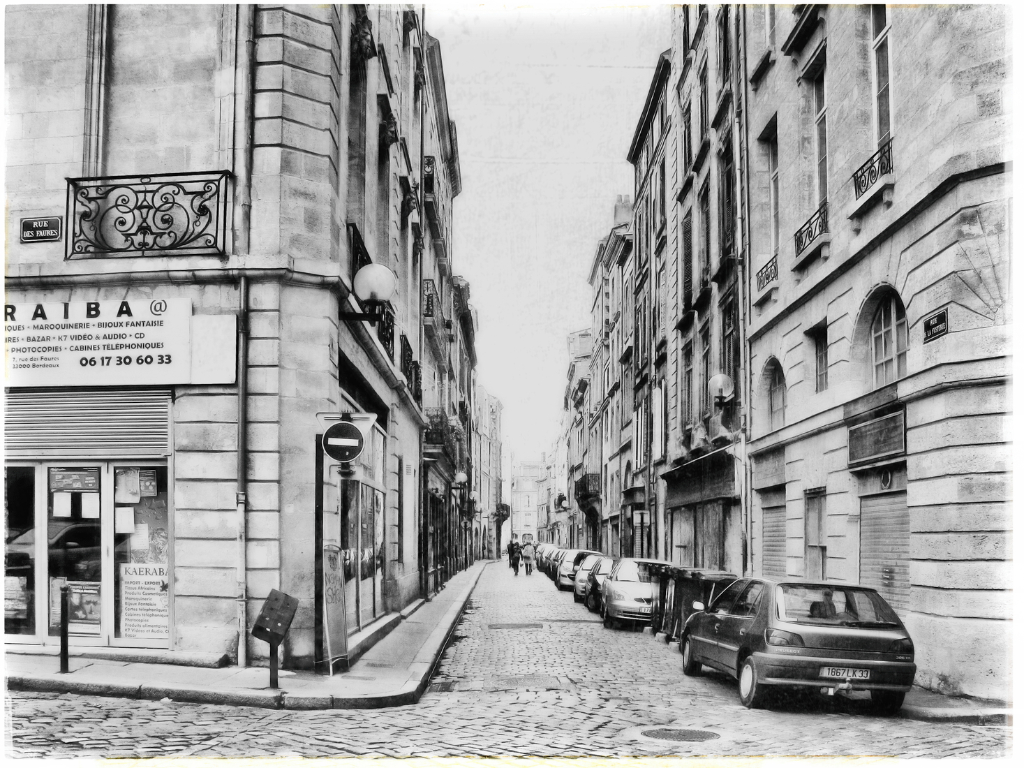 18 BORDEAUX, FRANCE. In Black and White!