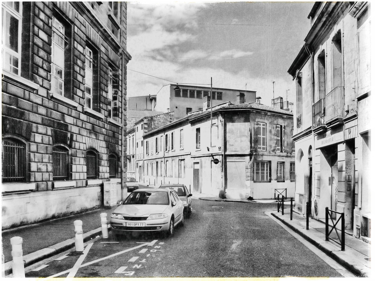 28 BORDEAUX, FRANCE. In Black and White!