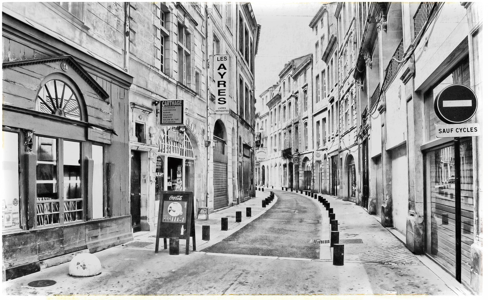 39 BORDEAUX, FRANCE. In Black and White!