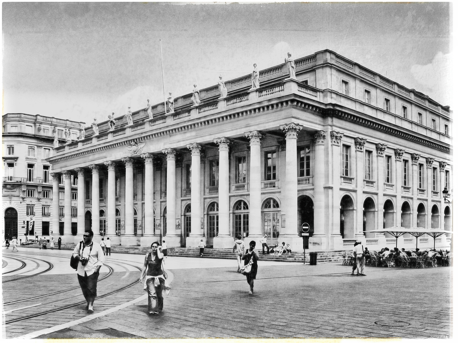 44 BORDEAUX, FRANCE. In Black and White!