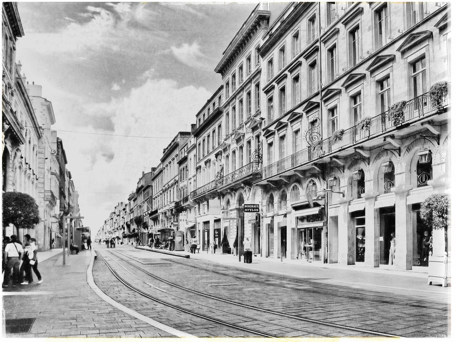 45 BORDEAUX, FRANCE. In Black and White!