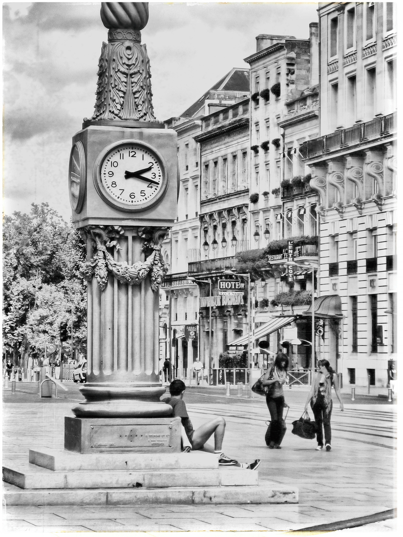 47 BORDEAUX, FRANCE. In Black and White