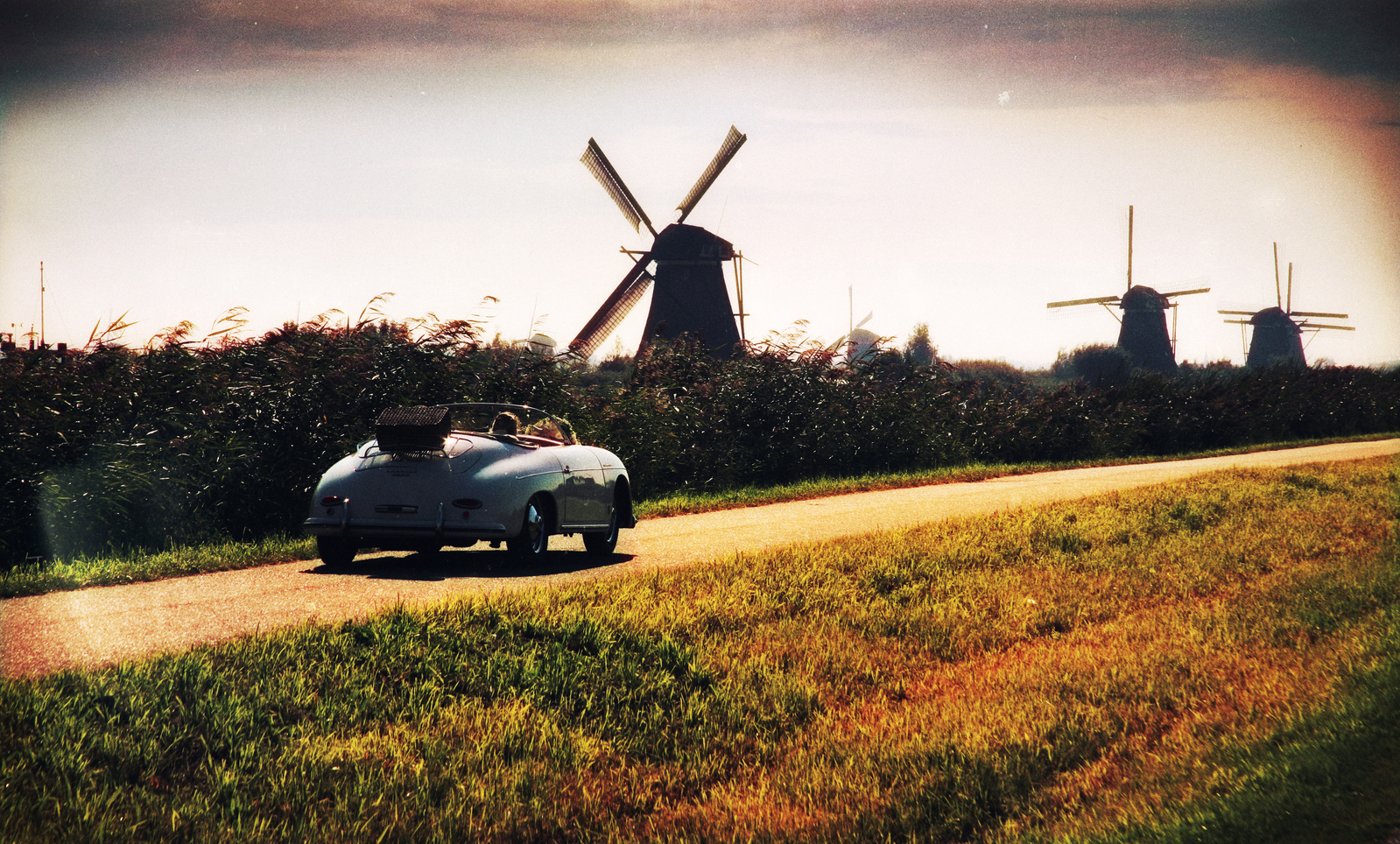Kinderdijk. Two Times...