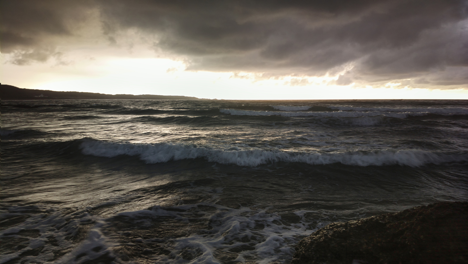 Taiwan. Ocean beach.