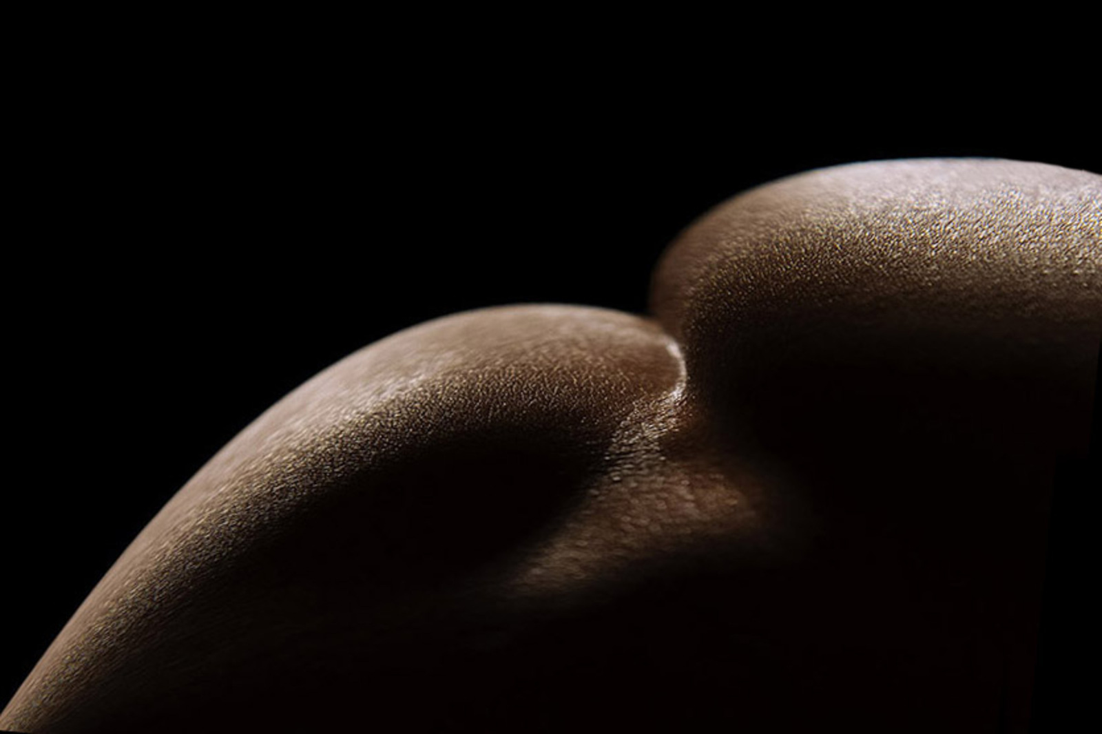 Body-scape Ros64b