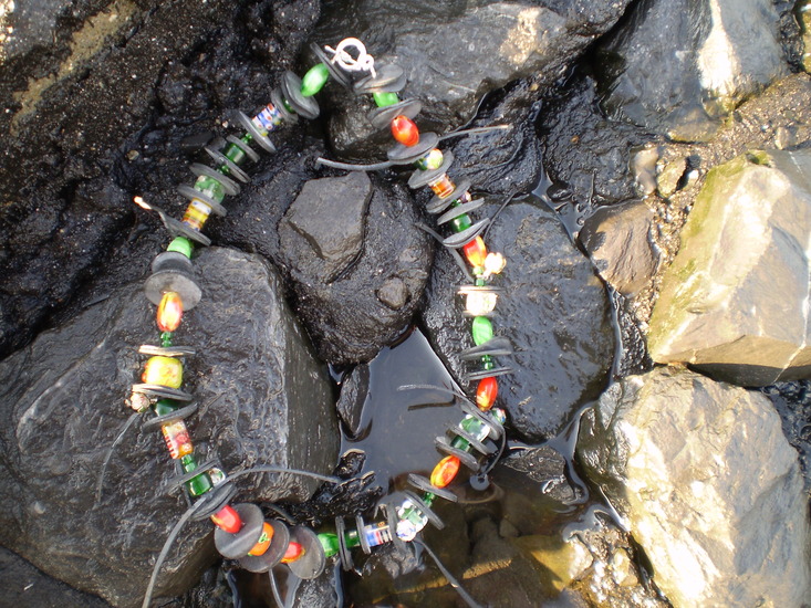 Rubber halsketting met gekleurde kralen