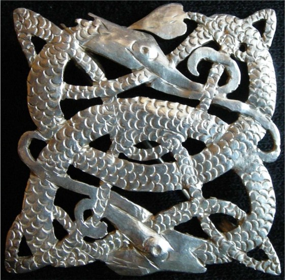 pin - celtic symbol: two snake
