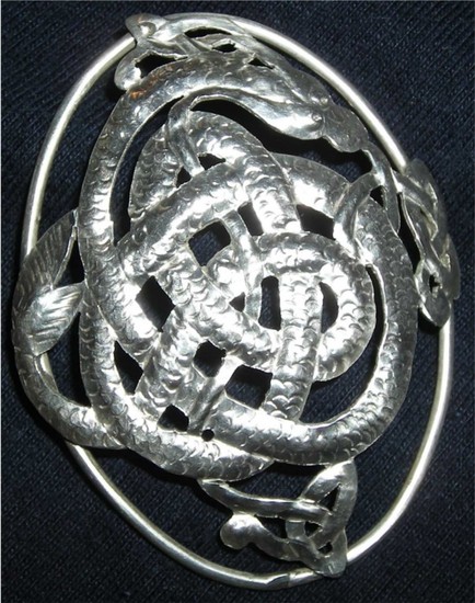 pendant - Celtic symbol:snake