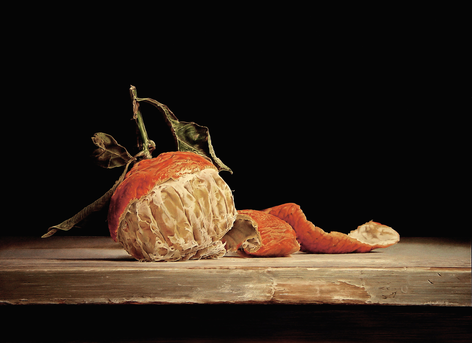 Stilleven met gepelde mandarijn.