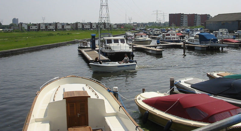 Haven en brug Poelgeest -1g