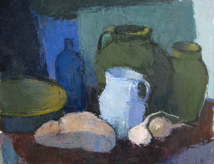 stilleven met blauwe fles