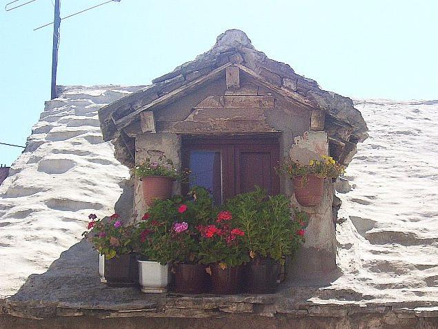 Stara ponistra, detalj s Manuša, Split Croatia
