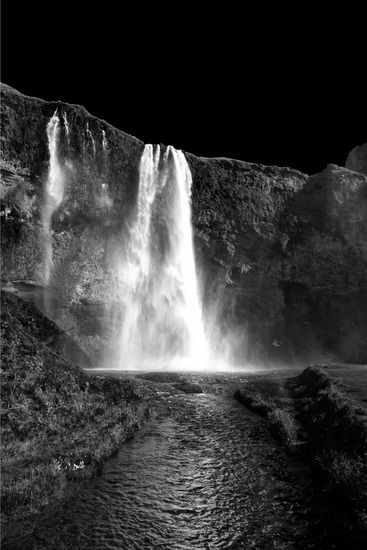 Seljalandsfoss Waterfall 3