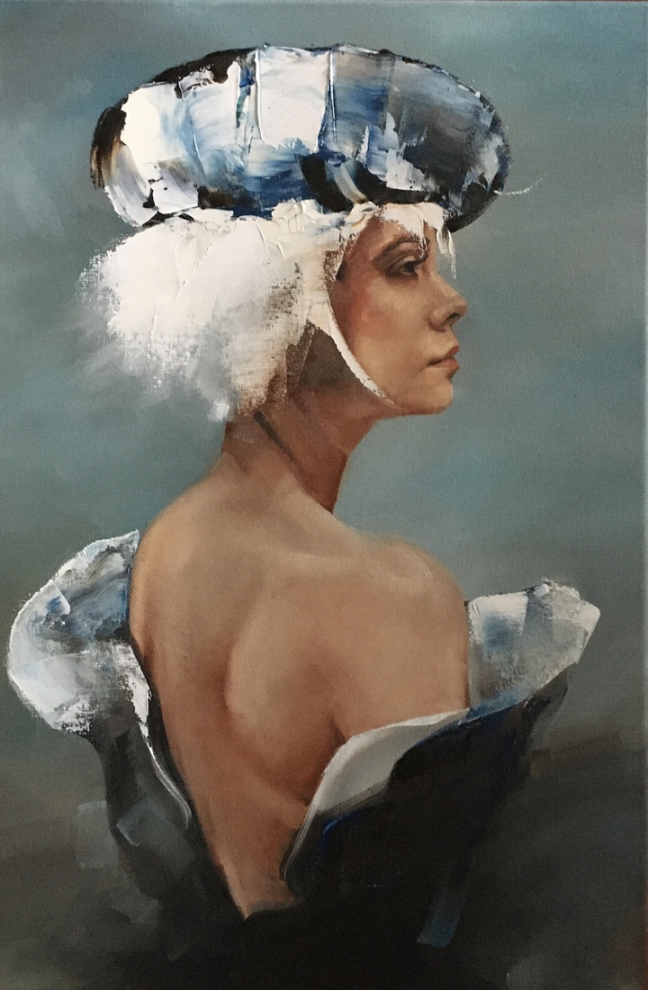 Woman with beret blue