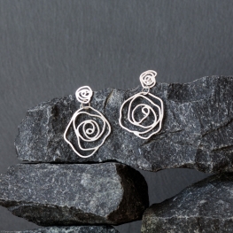 Oorstekers dubbele roos