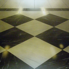 Artificial- & Sunlight