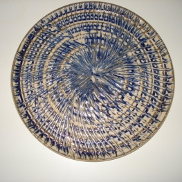 Bord met veertrek decoratie