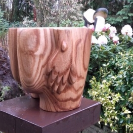 Two Hands Two Bottoms