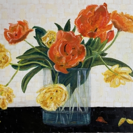 Stilleven met tulpen in glazen vaas