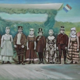 Folkloristisch Floralia dansgezelschap vrij naar foto uit familiearchief