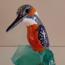 IJsvogeltje op turqoise glas