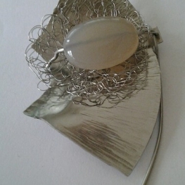 Speld RVS 1525 met maansteen