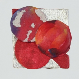 Broche rood-zilver