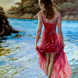 Wandelend langs het strand