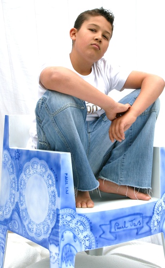 Omar op Delfts blauw Starck Toy stoel