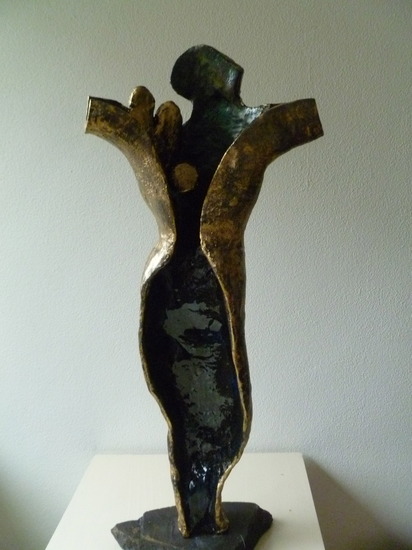 open vrouw met 2 kinderen