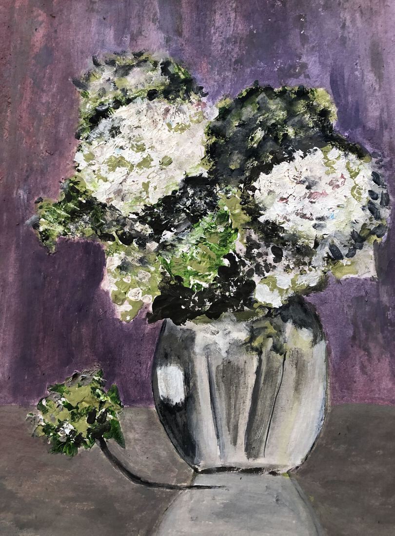 Vaas met hortensia's