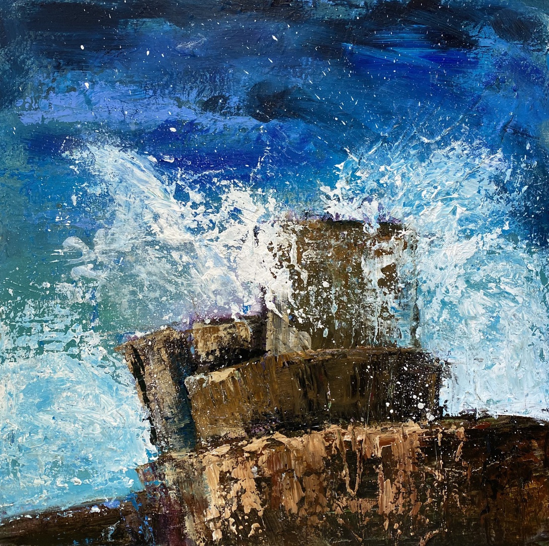 Storm met strandpalen