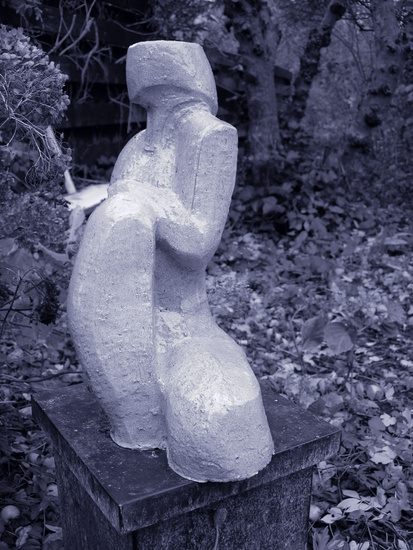 Geglazuurd expressief beeld