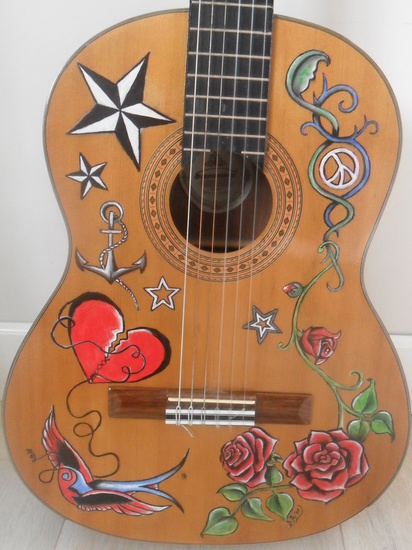 Tattoo-guitar