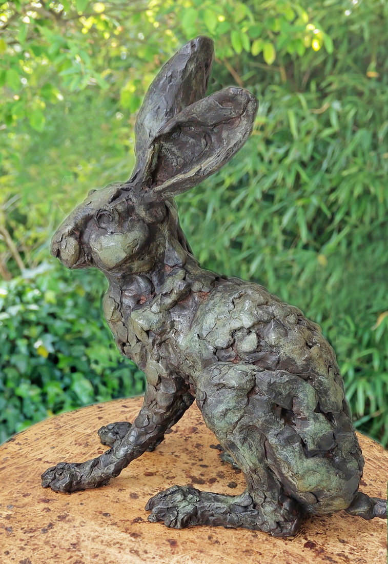Zittende haas 'Joep'.