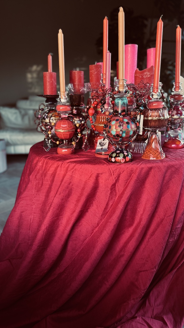 Glans kandelaars van Ans Bakker