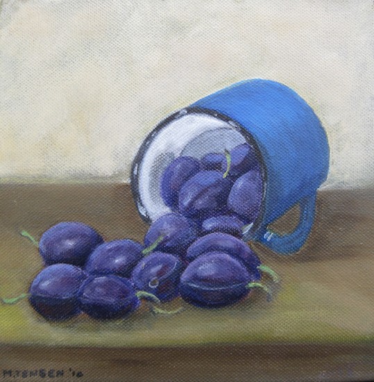 pruimen in emaille beker