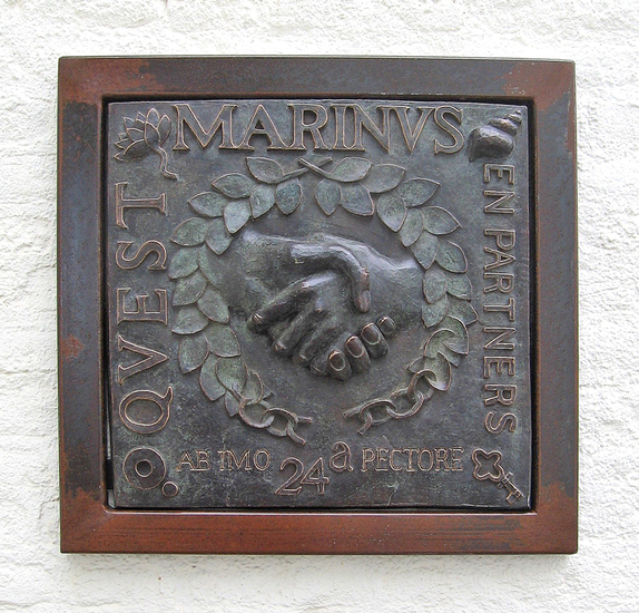 Plaquette Marinus & Partners, Maastricht