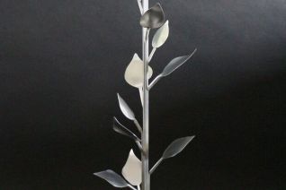Grow of metal Leaves op Aluminiumdraad