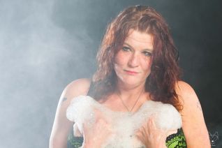 'Schuim' Model: Anita Driessen