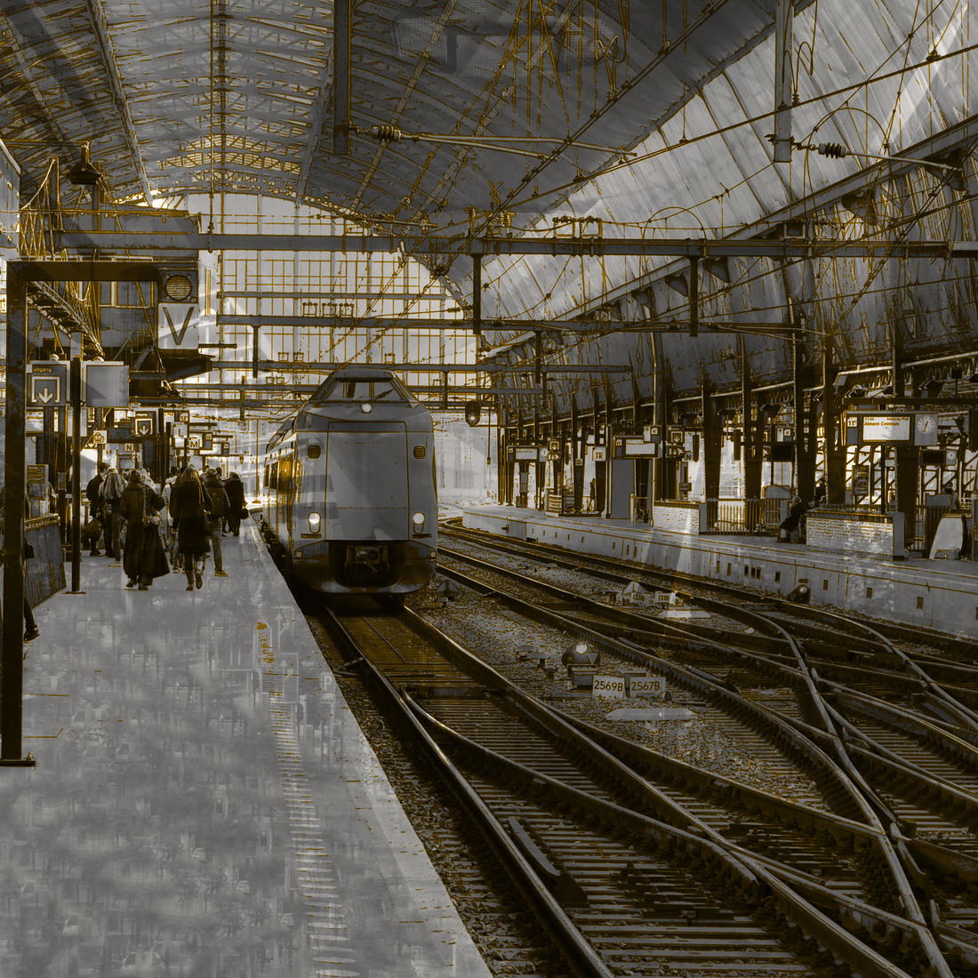 At the central station 2 - digitale art-print