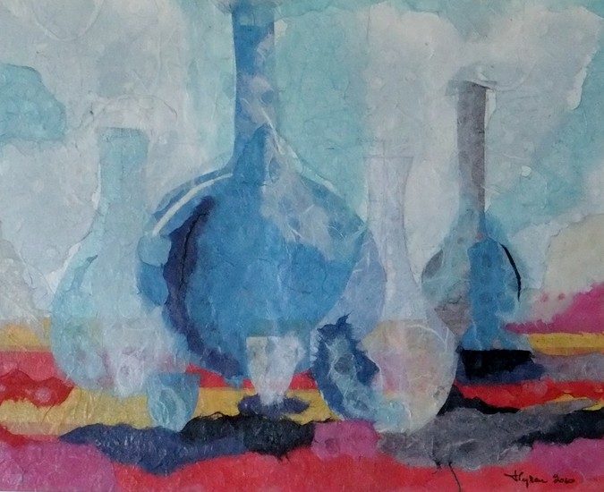 Stilleven met blauwe flessen