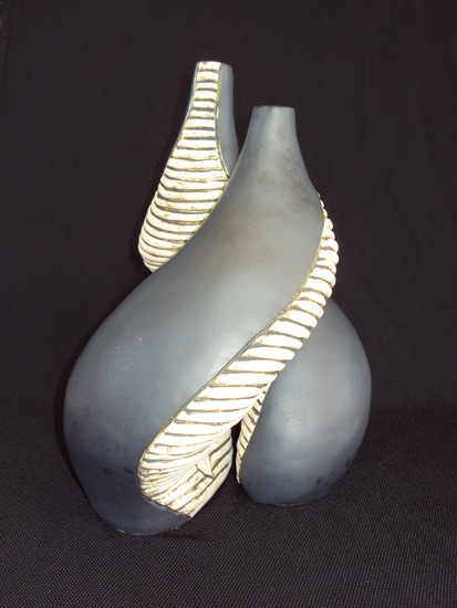 2 verstrengelde vazen