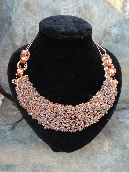 Collier copper and blue