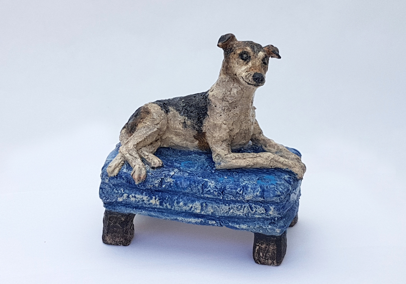 Boerenfox Tess op bankje III