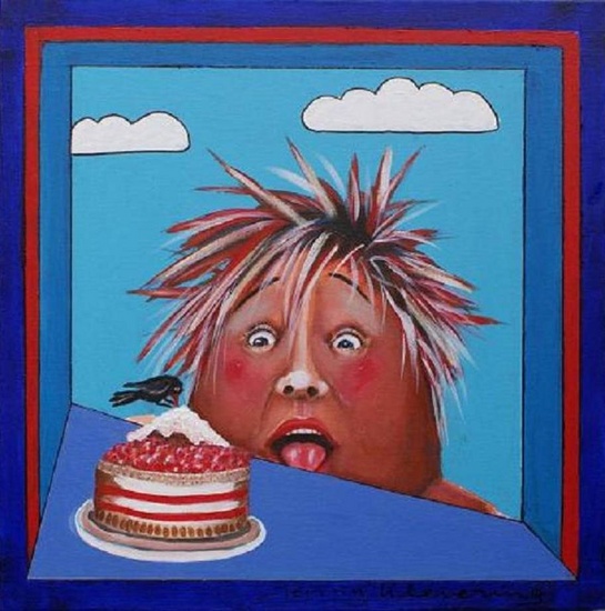 dame kijkt naar taartje