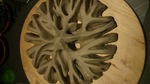 schalen en ronde objecten van keramiek, geïnspireerd door mandala's