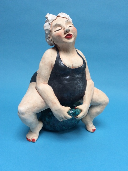 Vrouw met skippybal groen